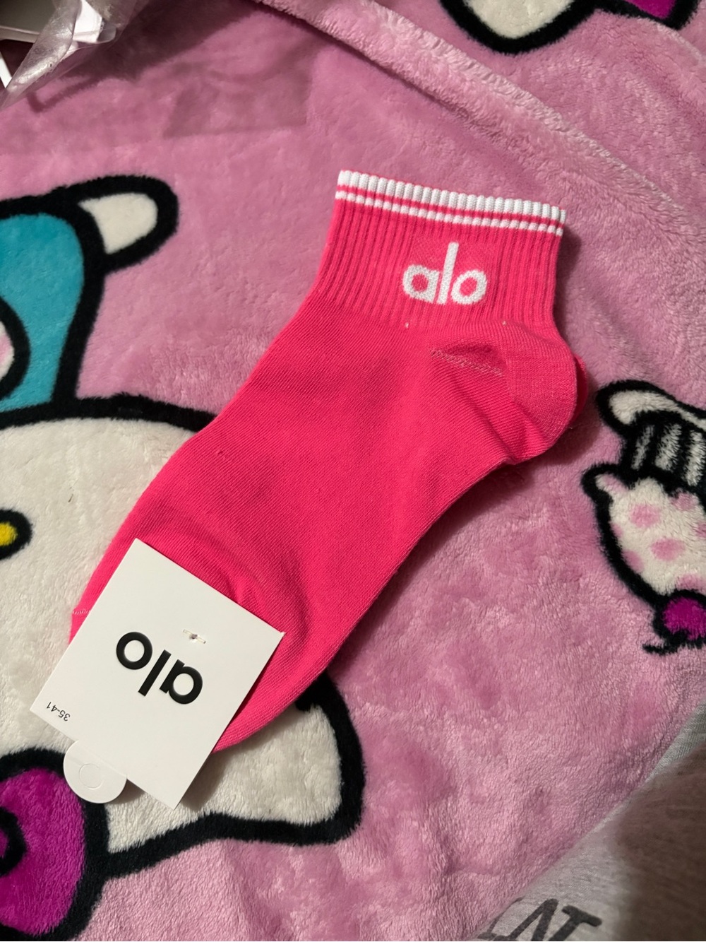 ALO Yoga Bright Hot Pink Ankle Socks with White Logo